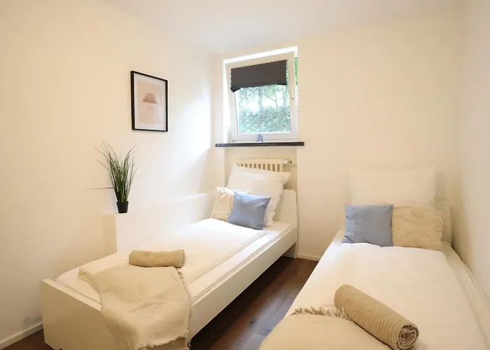 Cozy Furnished Near Messe Apartment Essen